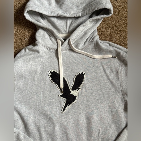 American Eagle Outfitters Gray and White Sweatshirt - Picture 2 of 4